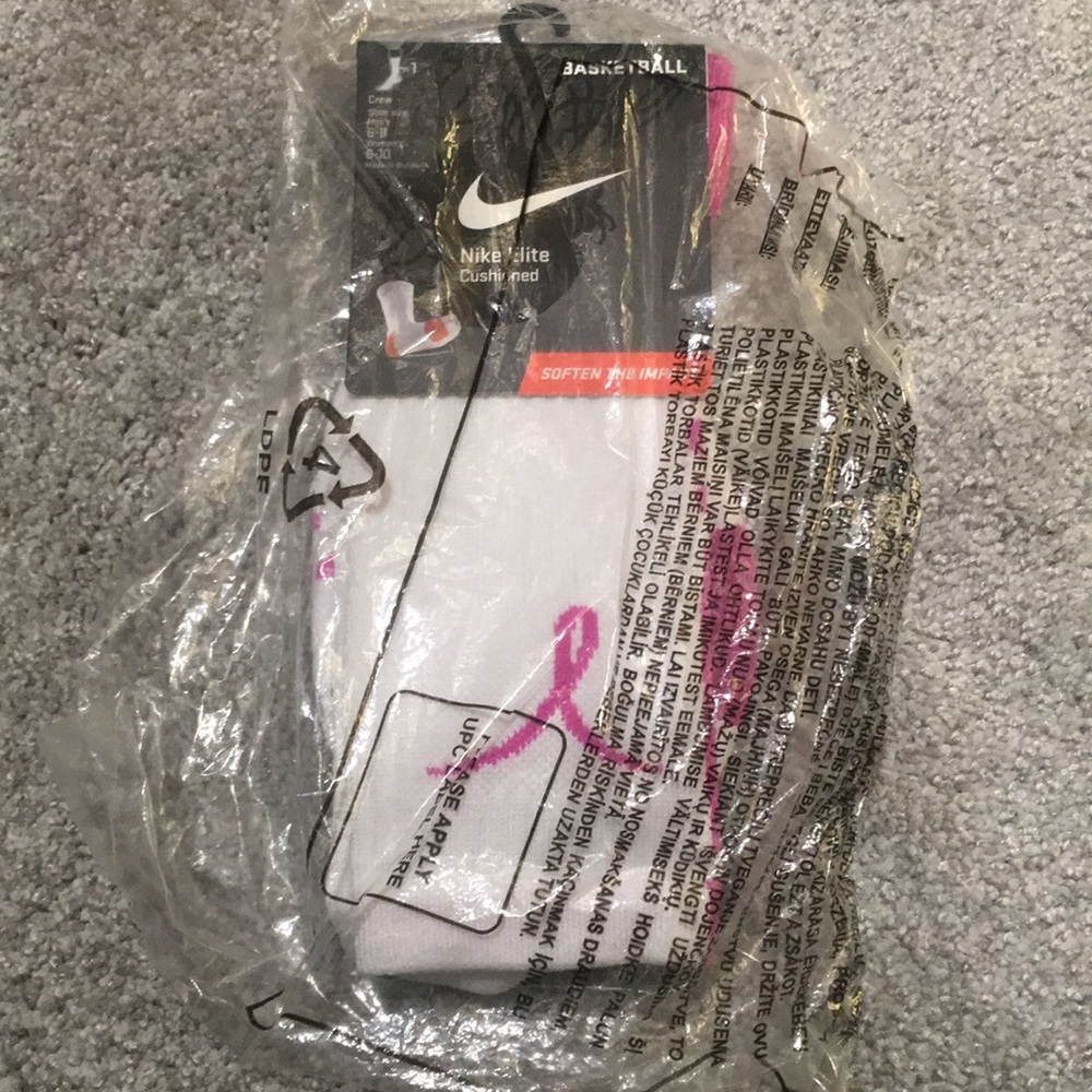 Brand New Nike Elite Breast Cancer Awareness socks